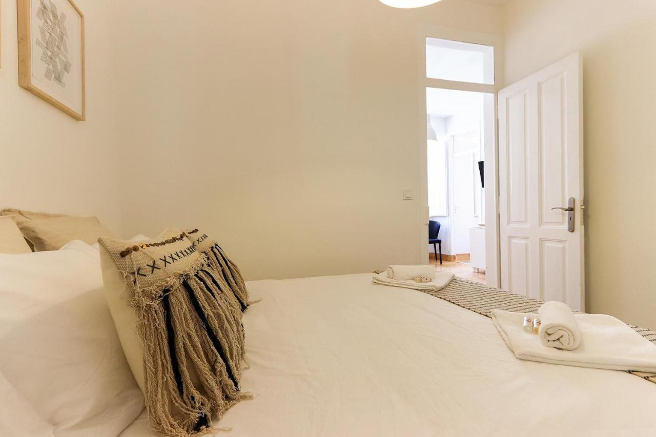 Appartamento Bairro Alto Bright By Homing Lisbona Esterno foto